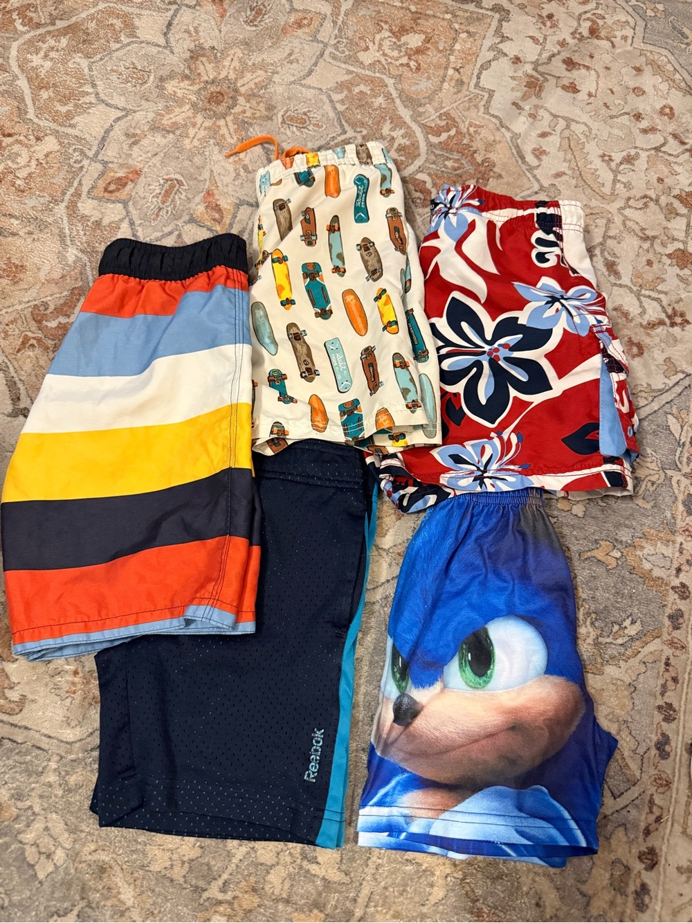 Random boys shorts size 4-5 (5 pairs)
